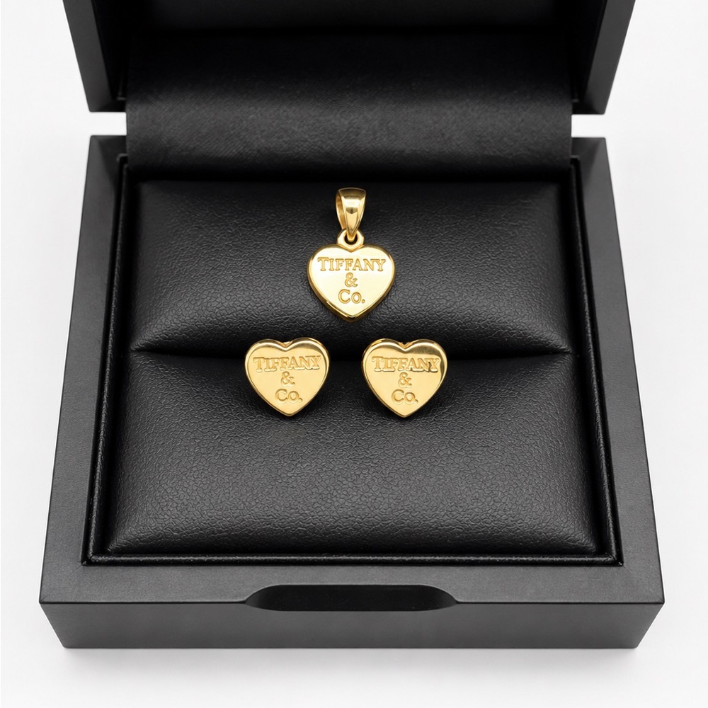 18K 18KT Yellow Gold Dainty Heart Pendant and Stud Earrings Set